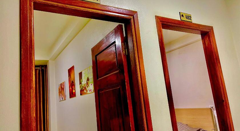 サパ Nhât's Sapa Central Hostel 2つ星 ホテル スイート