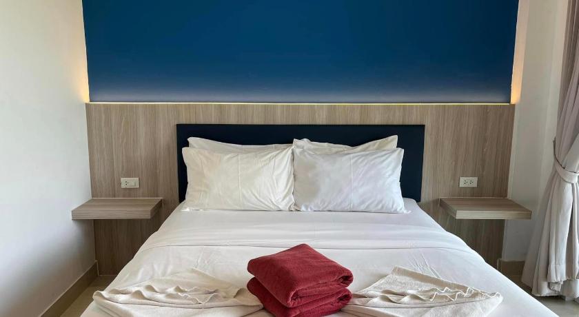 Image of One-Bedroom Suite with Pool Access 5