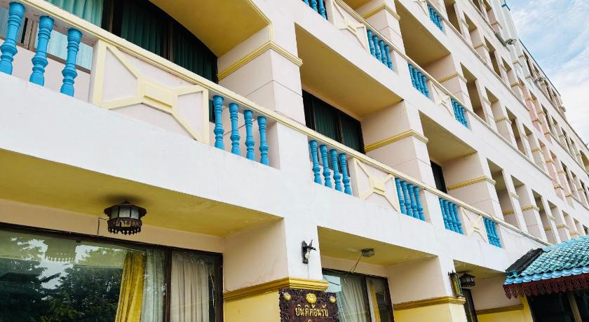 ノンカーイ โรงแรมรอยัลจอมมณี เฮอริเทจ 4つ星 ホテル 客室