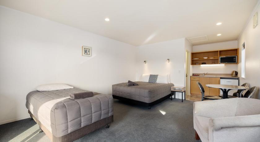 Image of Superior Unit - Sleeps 3 4