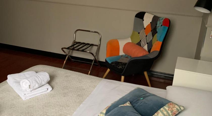 Image of Double or Twin Room with Private Bathroom 9