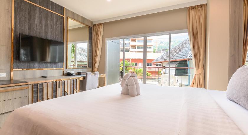 Image of Deluxe Family Suite 4