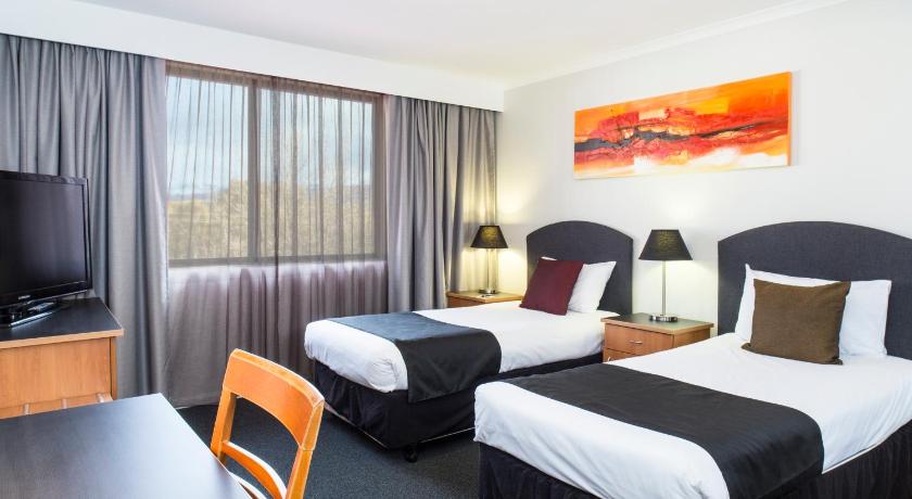 Alpha Hotel Canberra