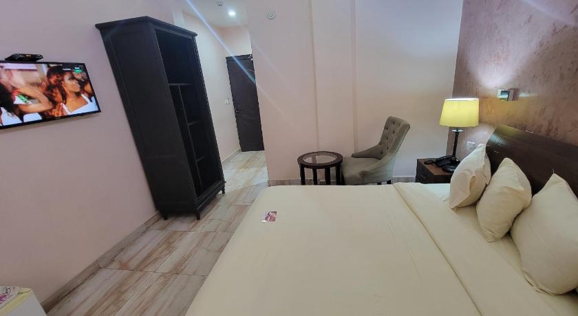 Image of Deluxe Room 3