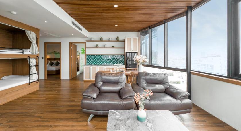 Image of Two-Bedroom Apartment with River View 6
