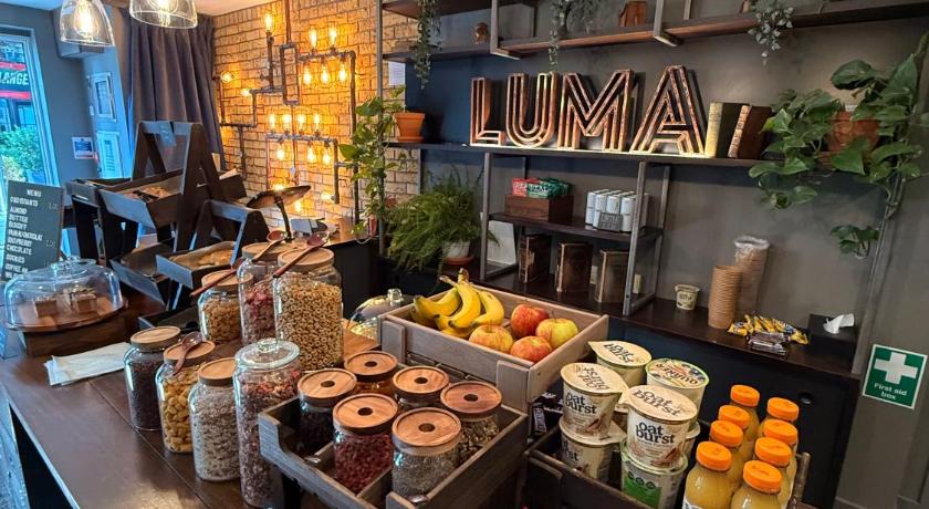 Food and beverages, Heeton Concept Hotel - Luma Hammersmith in Hammersmith