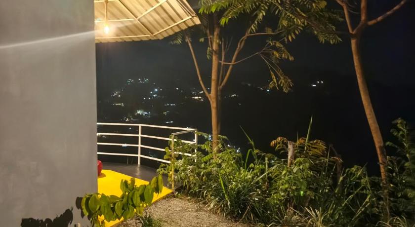 Urban roots lodge - image 15