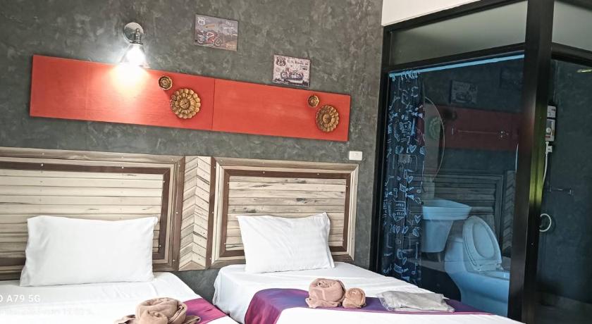 Image of Superior Double or Twin Room with Mountain View 12