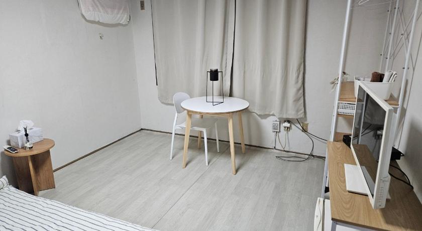 Taeyang Stay Motel NampoJoongang Branch - image 4