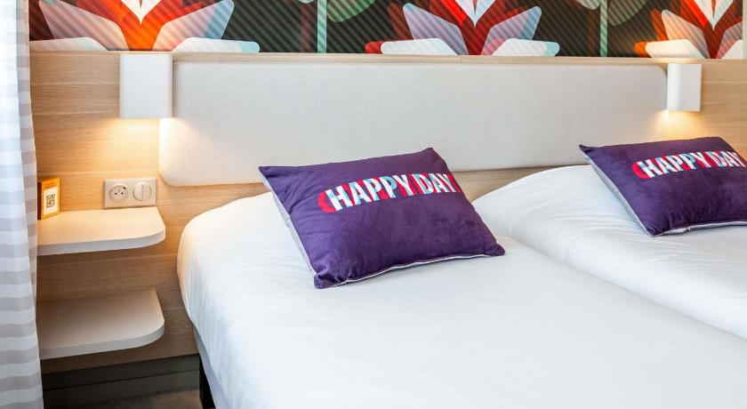Image of Standard room - 2 single beds 4