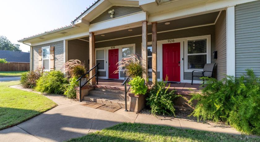 치카샤 (OK) The Good Vibes House in Chickasha, OK! 3성급 숙소 수영장