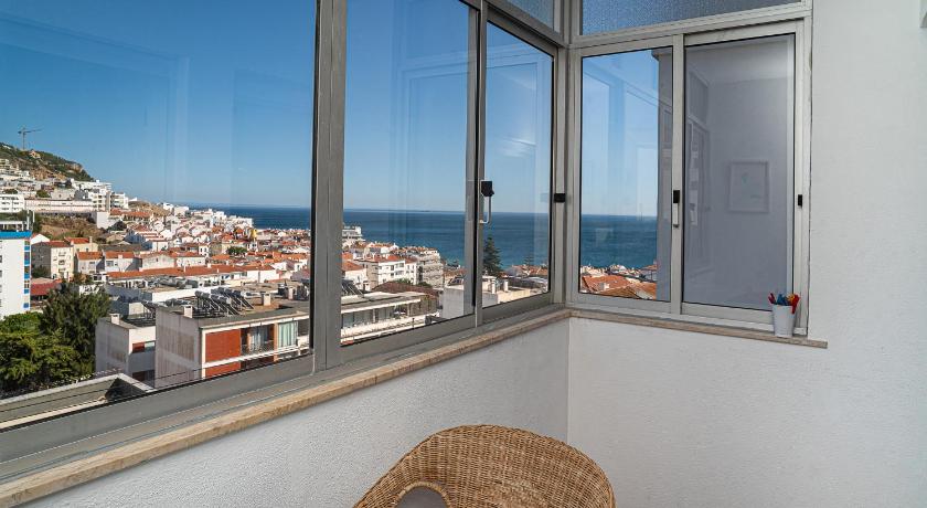 Sesimbra 99 - Apartment with Seaview, 5min walk to the Beach