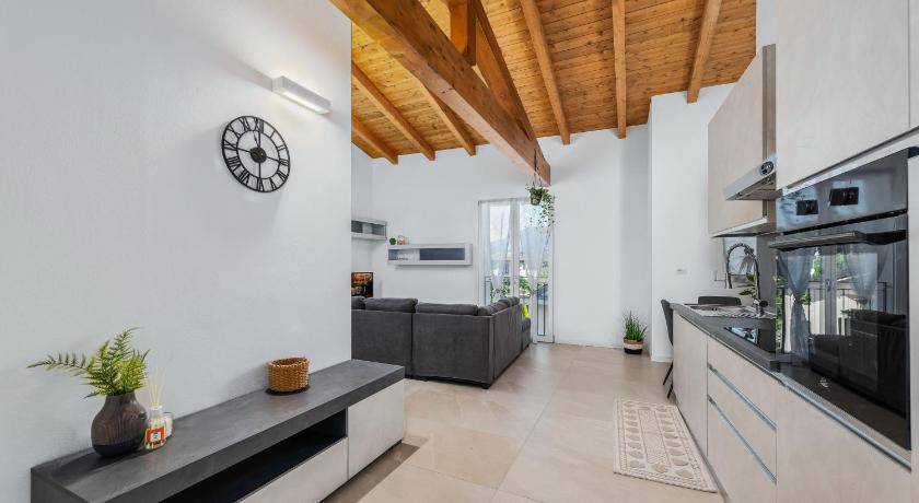 Loft spina verde lago di COMO