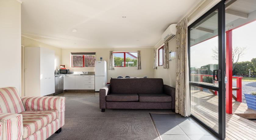 Image of Superior 2 Bedroom Unit - Sleeps 6 4