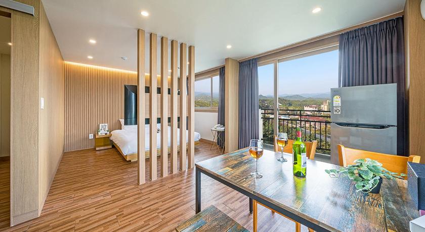 Image of [Pet Room] Side Ocean Suite Terrace With Pet (Water Spa) 0