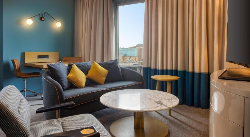 Image of King Junior Suite 3