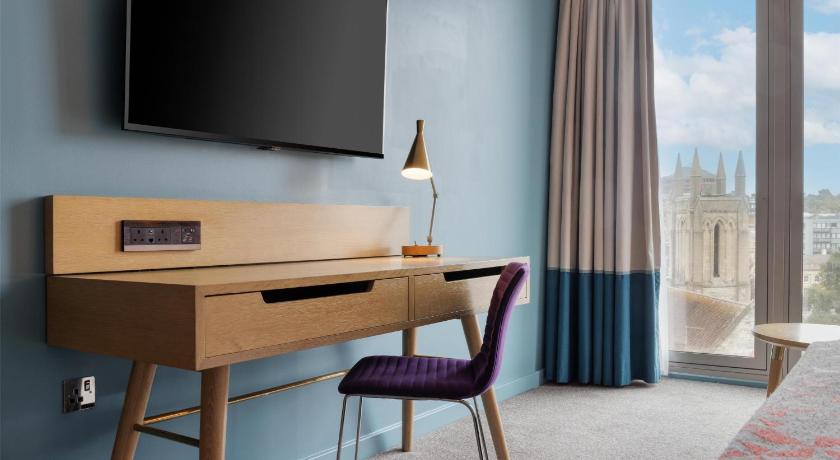 Image of King Guest Room 8