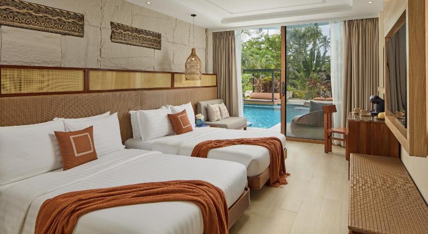 Image of Pool Access Room 0