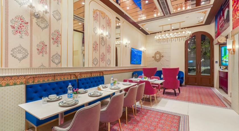 Hotel Red Martin Near Golden Temple - image 9