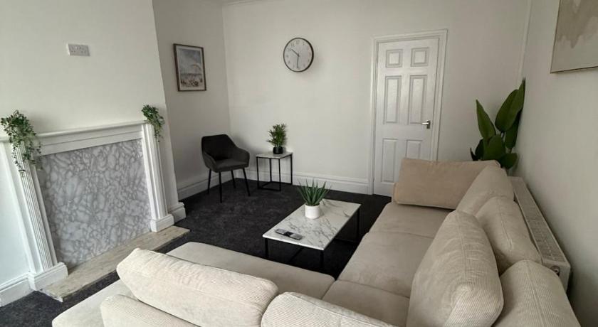 ResiLets Taylor House
