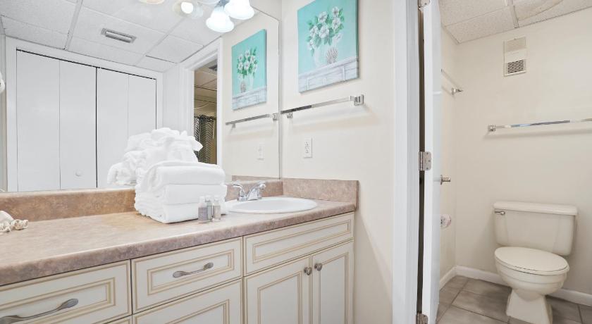 Image of Two-Bedroom Apartment with Sea View - 1105 9