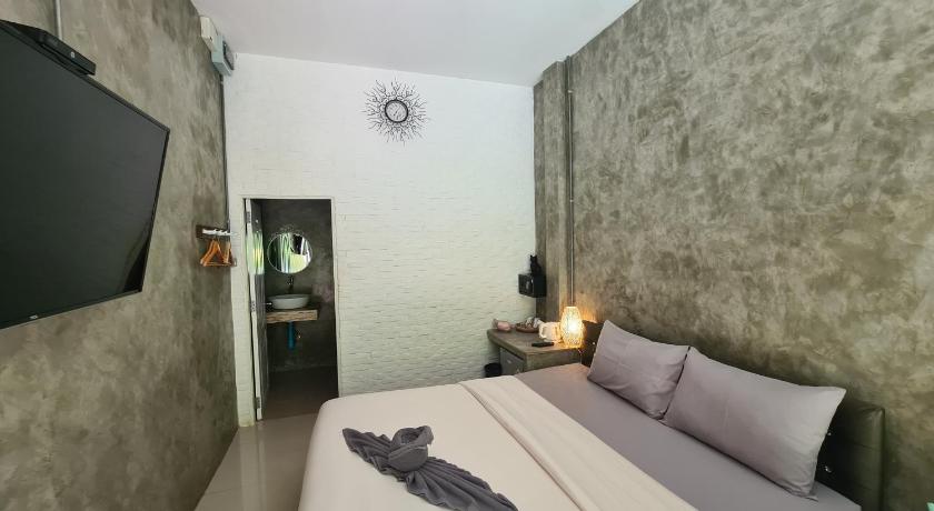 Image of Loft Room 9