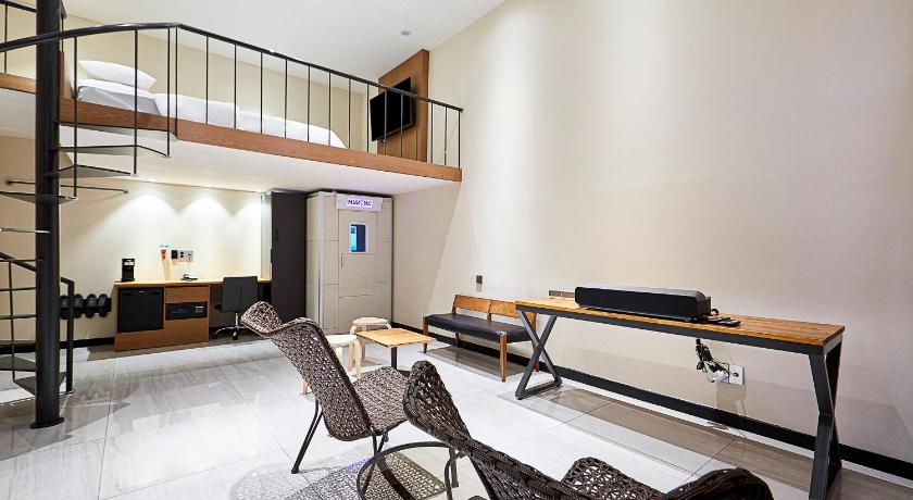 Yongin Hotel Allee 3-Star Hotel suite