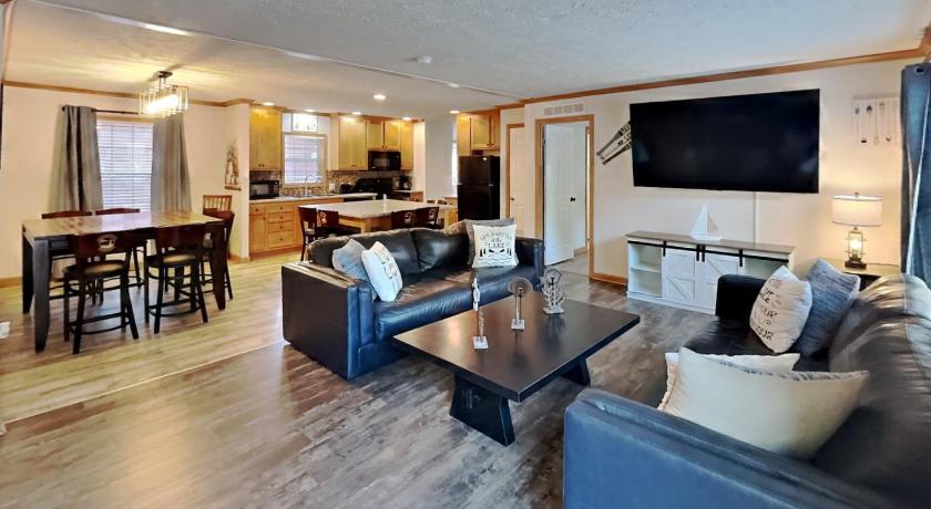 Put-in-Bay Put-in-Bay Island Club #77 4-Star Accommodation room