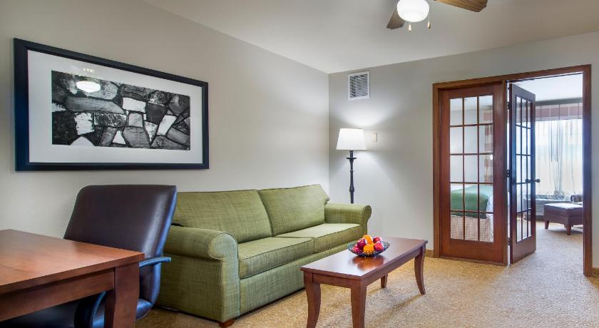 Country Inn & Suites by Radisson, Greeley, CO