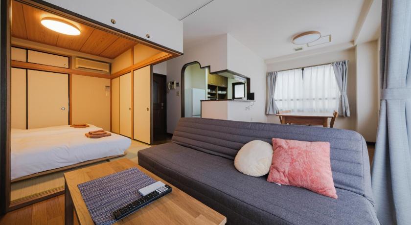 Tokyo Asakusa 2BR Apt Kitchen 8P 浅草2LDK キッチン付 最大8名 4-Star Accommodation suite