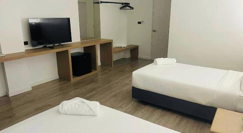 รูปของห้องเตียงใหญ่หรือเตียงแฝด (Double or Twin Room) 4