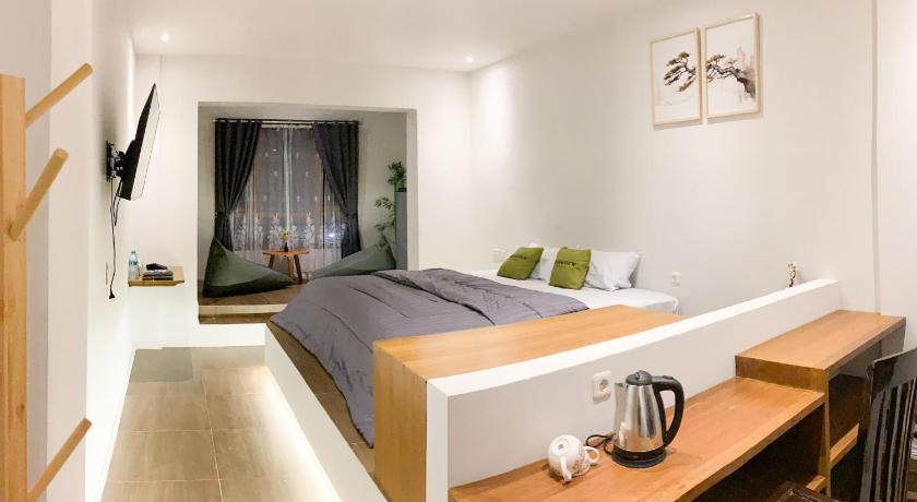 Urbanview House of IKIGAI – Madiun, MO