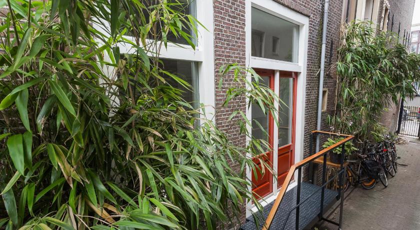 House of Arts – City Centre Apartment photo