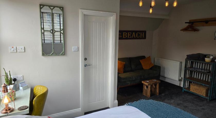Image of Superior King Room 4