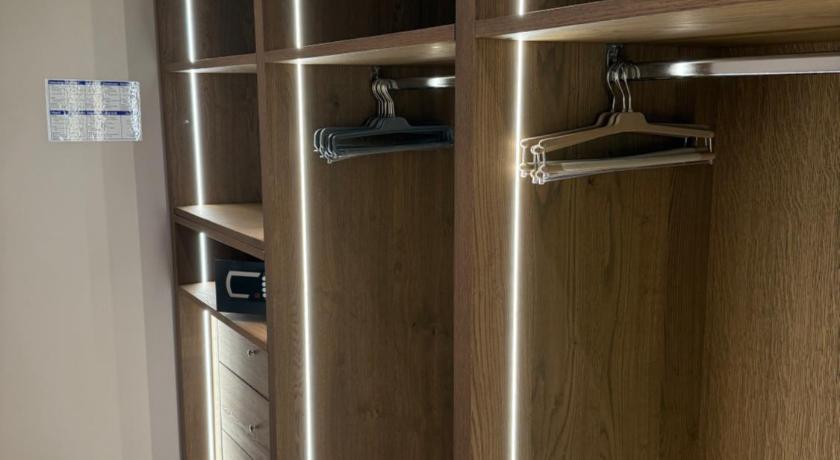 Image of Deluxe Junior Suite 14