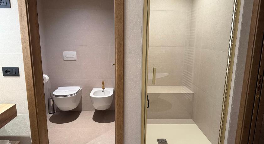 Image of Deluxe Junior Suite 13