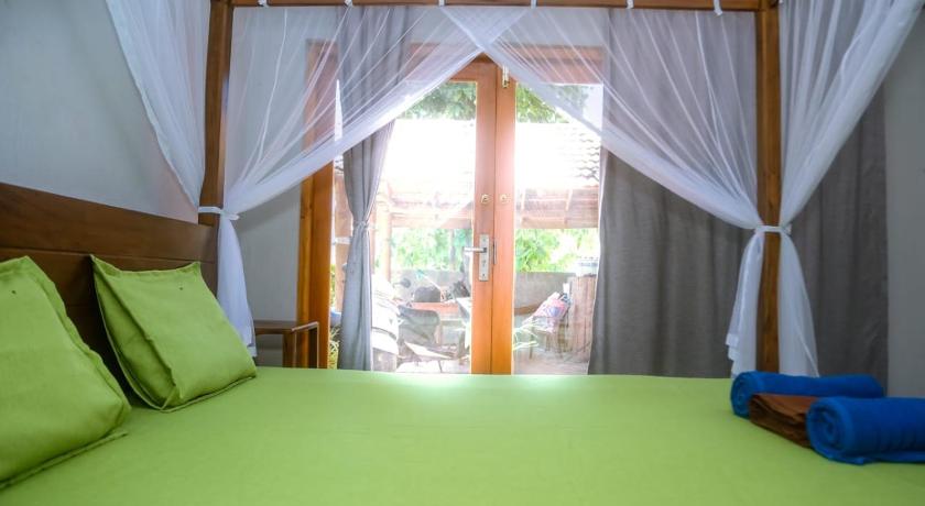 Chez Podi Surf Stay - image 2