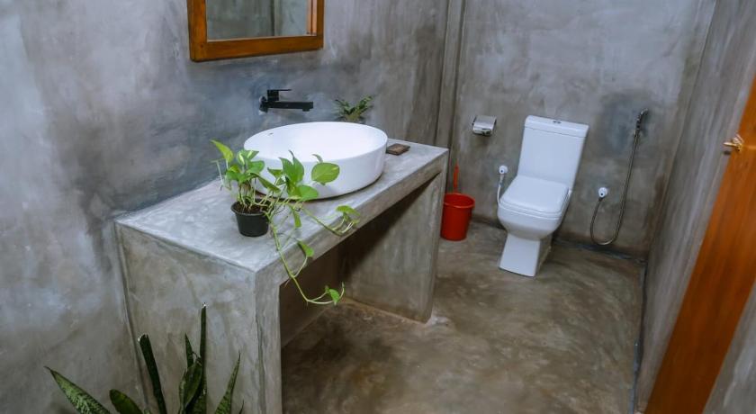 Chez Podi Surf Stay - image 13