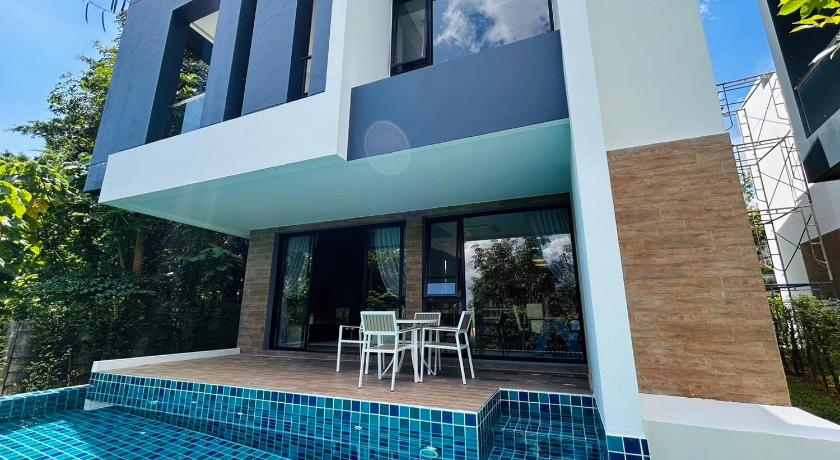 푸켓 Tierra Utopia 4성급 호텔 전망