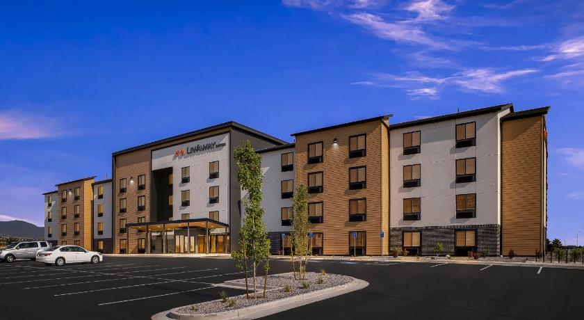 린던 LivAway Suites Orem-Vineyard 2성급 숙소 객실