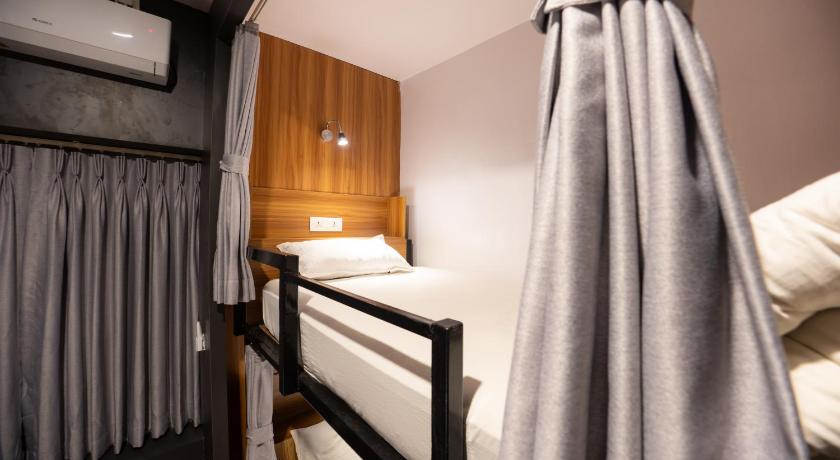 Image of Bed in 4-Bed Mixed Dormitory Room 3