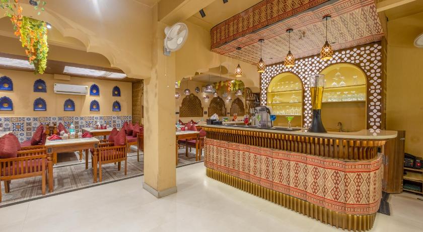 Honeyveils Palace - image 11