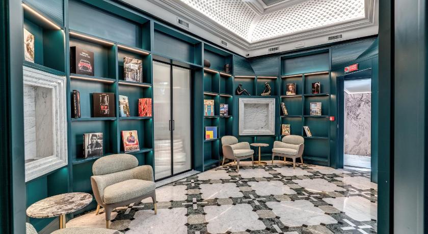 ローマ The Spotlight Boutique Hotel 4つ星 ホテル レストラン
