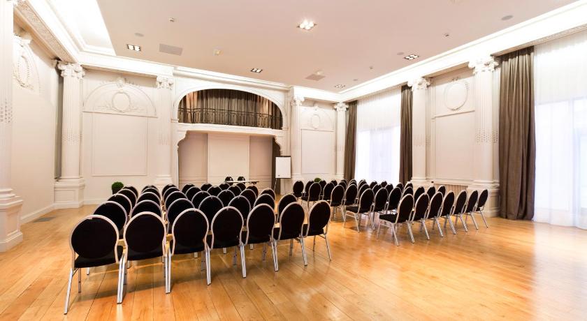 Hotel Mercure Lille Roubaix Grand