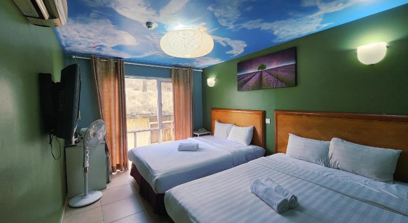 Image of Family Room for 4 People - Non-Smoking 1