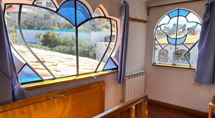 Image of Superior Suite 12