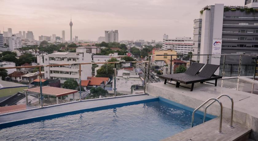 Trillium Express Colombo 7 - image 6
