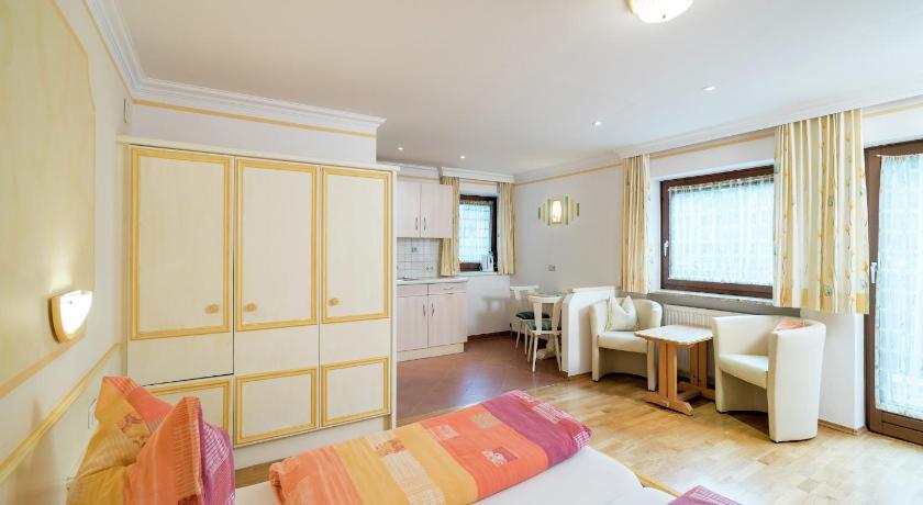 รูปของอพาร์ตเมนต์ (Apartment) 0