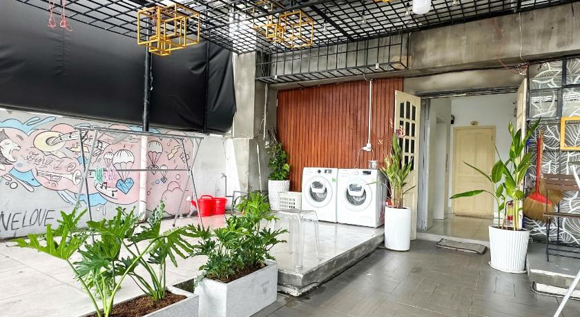 ホーチミン Cozy Saigon Sunset Apartment - Steps to Bui Vien 3つ星 ホテル 施設