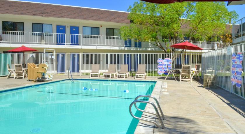 Motel 6-Santa Nella, CA - Los Banos - Interstate 5